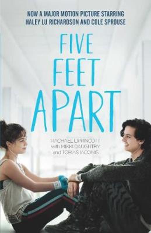 Five Feet Apart by Rachael Lippincott - 9781471184505