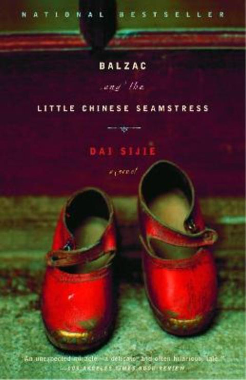 Balzac and the Little Chinese Seamstress by Dai Sijie - 9780385722209