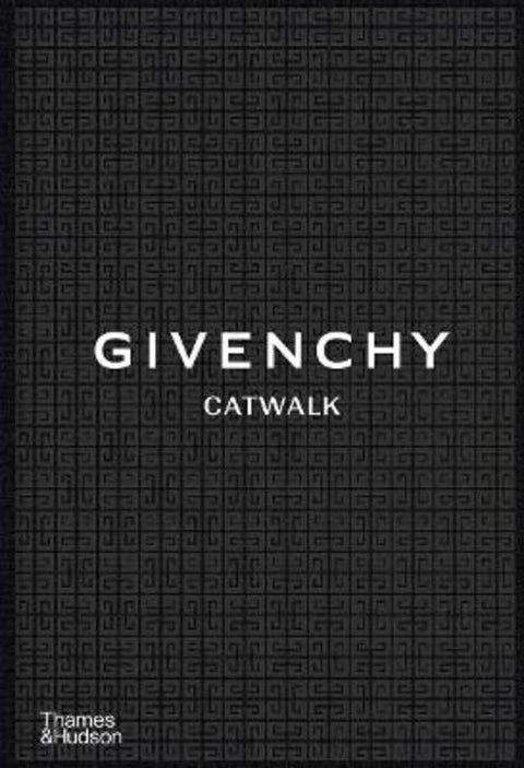 Givenchy Catwalk by Alexandre Samson - 9780500024904
