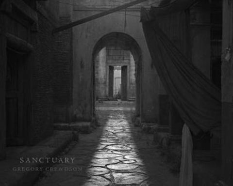 Sanctuary by Gregory Crewdson - 9780810991996