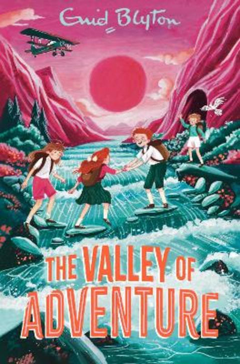 The Valley of Adventure by Enid Blyton - 9781035075546