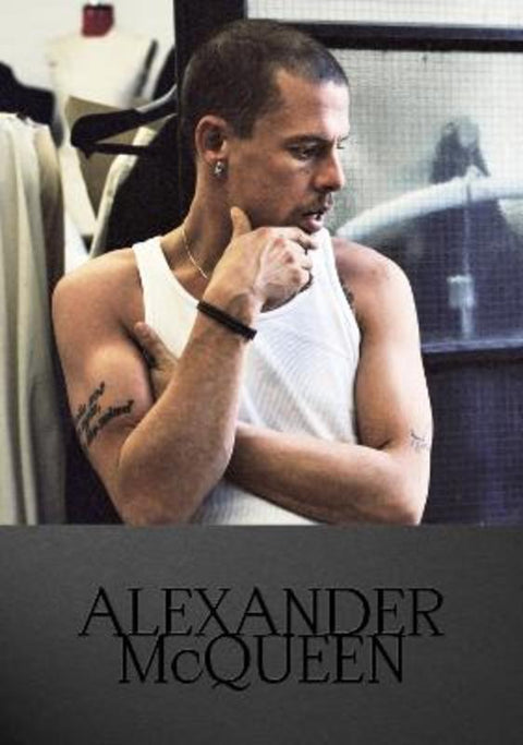 Alexander McQueen by Editors of Createur Magazine - 9781419787355