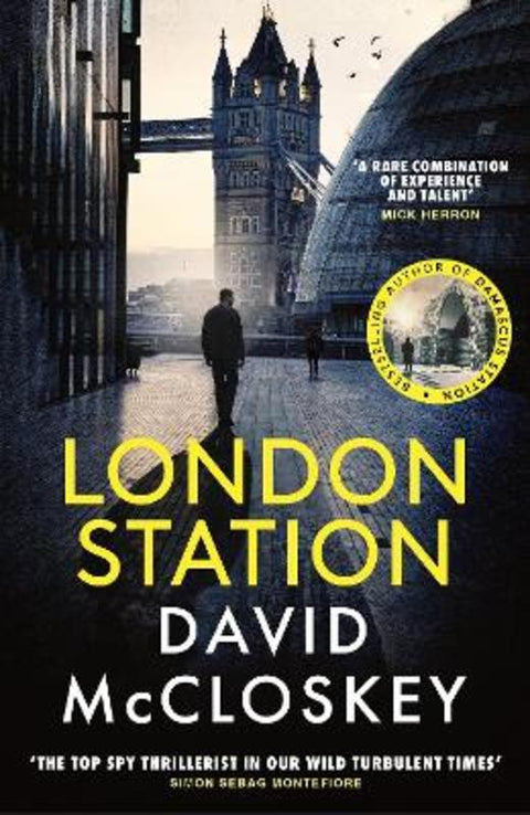 London Station by David McCloskey - 9781800755772