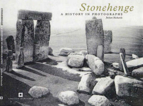 Stonehenge by Julian Richards (Archaemedia (United Kingdom)) - 9781850748953