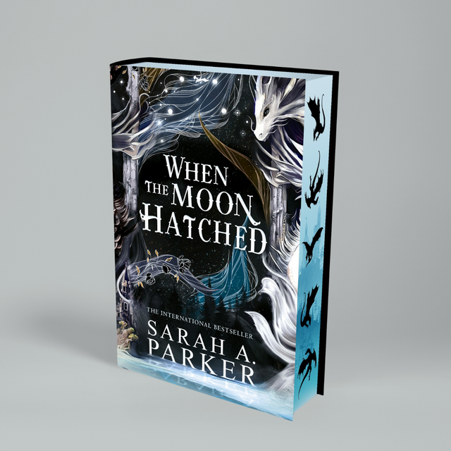 When The Moon Hatched Deluxe Edition by Parker Sarah A.