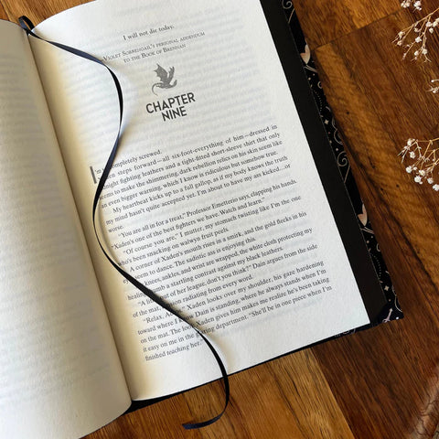 Fourth Wing Fabric Dust Jacket Small