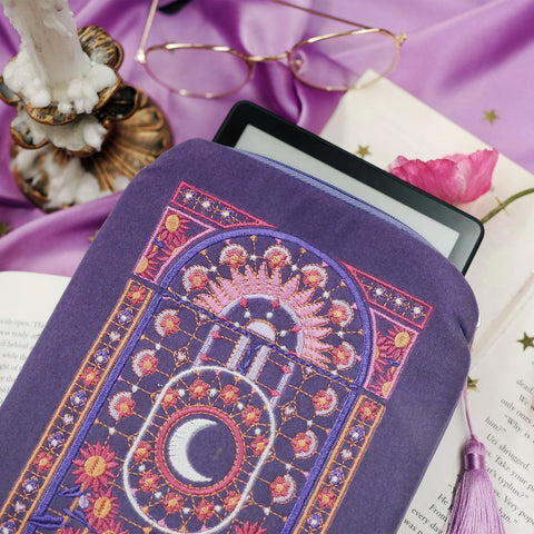 Iridescence Kindle Sleeve