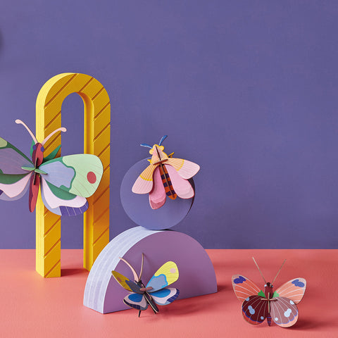 Pink Bee Wall Art (B7)