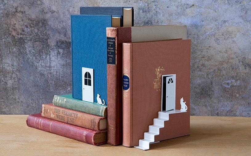 Bookstairs Bookend