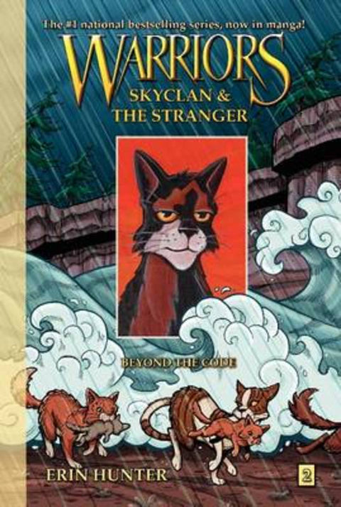 Warriors Manga: SkyClan and the Stranger #2: Beyond the Code by Erin Hunter - 9780062008374