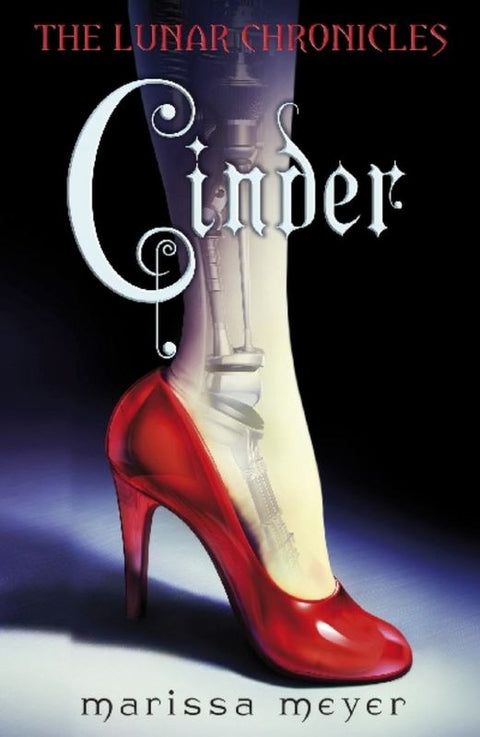 Cinder (The Lunar Chronicles Book 1) by Marissa Meyer - 9780141340135
