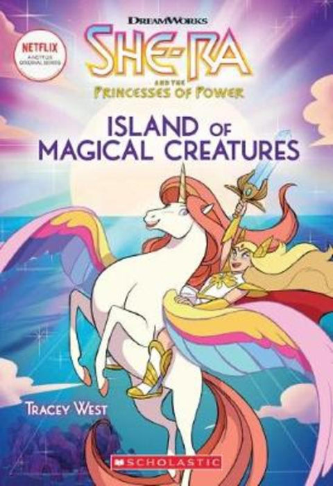 Island of Magical Creatures (She-Ra Chapter Book #2) by Tracey West - 9781338298437