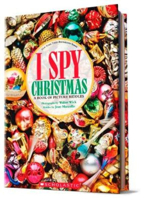 I Spy Christmas: a Book of Picture Riddles by Jean Marzollo - 9781338332582