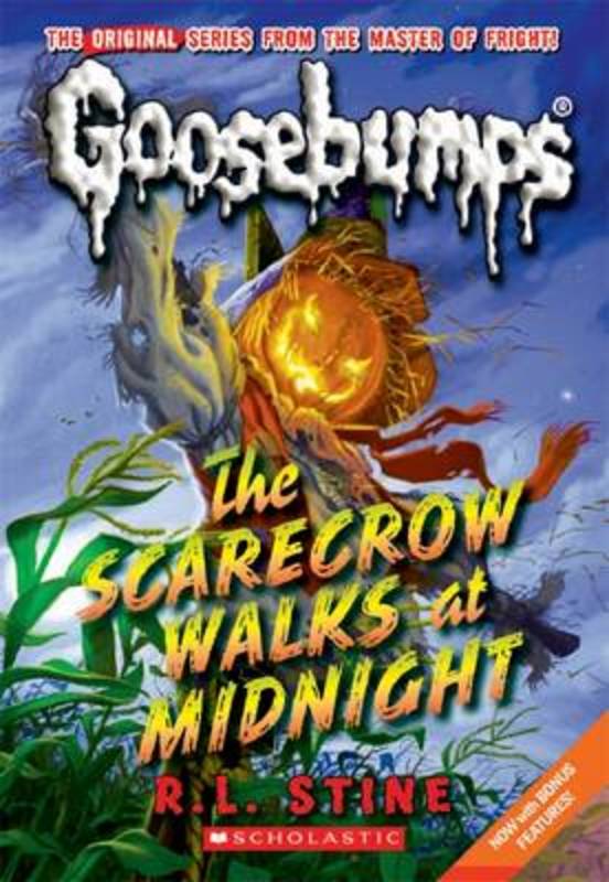 The Scarecrow Walks at Midnight (Goosebumps #16) by R,L Stine - 9781760273095